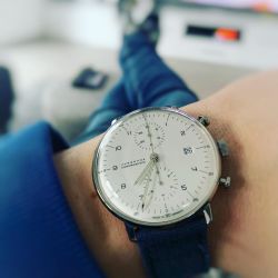 65 Angebote f r Max Bill Junghans Uhren ab 465 neu gebraucht