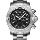 Avenger Chronograph 43 von Breitling