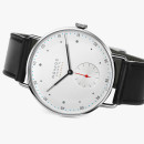 Metro neomatik 39 von Nomos Glashütte