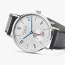 Tangente neomatik 39 silvercut von Nomos Glashütte