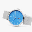 Ahoi neomatik signalblau von Nomos Glashütte