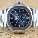 PATEK PHILIPPE NAUTILUS Annual Calendar BLUE DIAL 5726/1A-014 von Patek Philippe